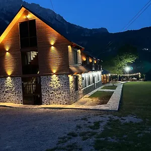 Royal Land Guest house Theth