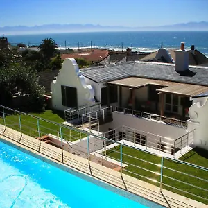 St James Homestead Guest house Kalk Bay